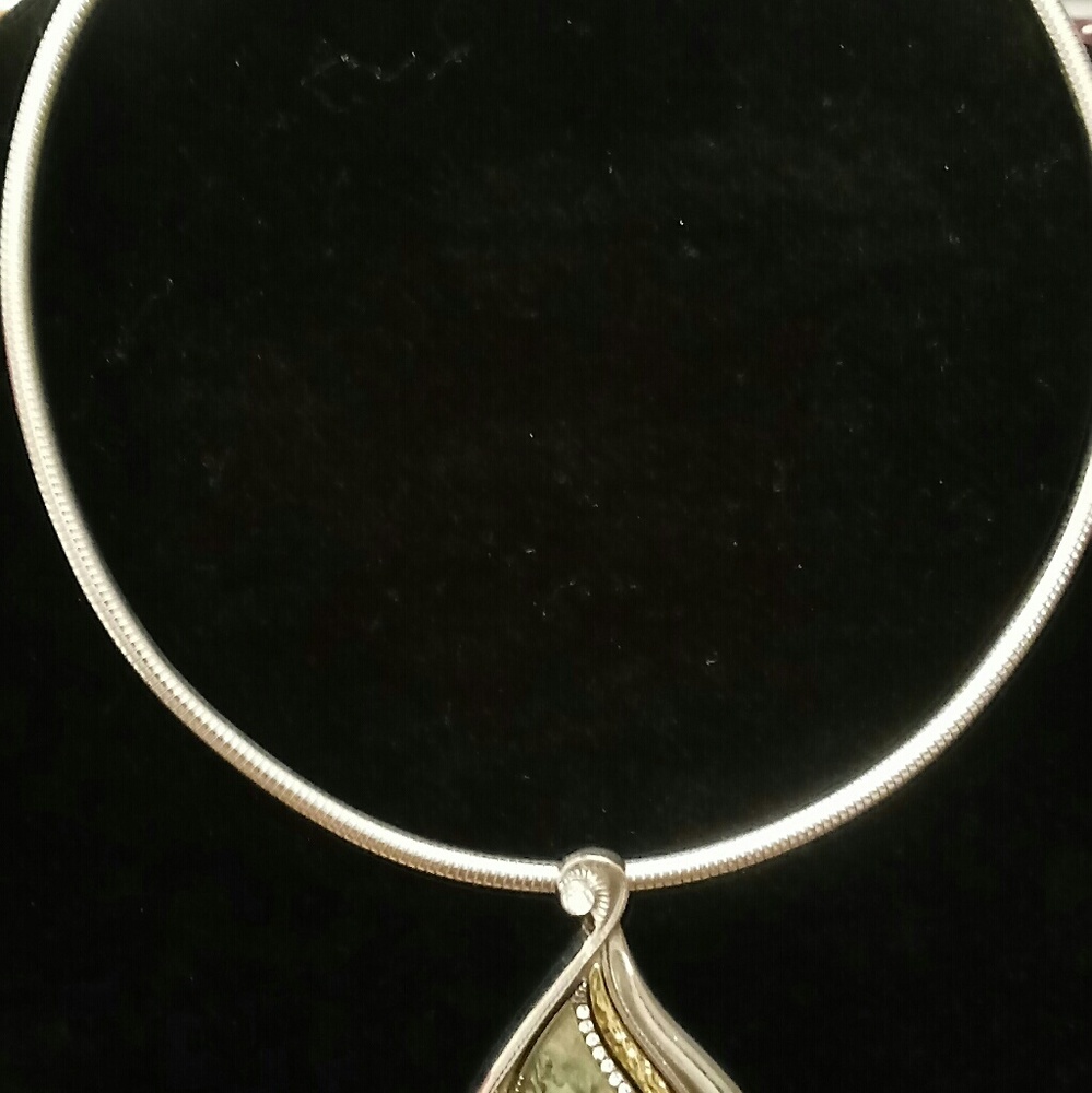 Necklaces - Picture 6 of 6